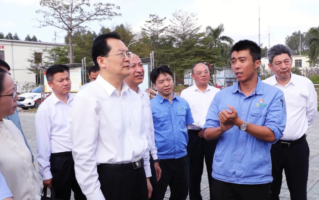 1705915922471430.jpg 自然资源部到开云官方网页版-开云online(中国)
开云官方网页版-开云online(中国)开展新一轮找矿突破战略行动专题调研2.jpg