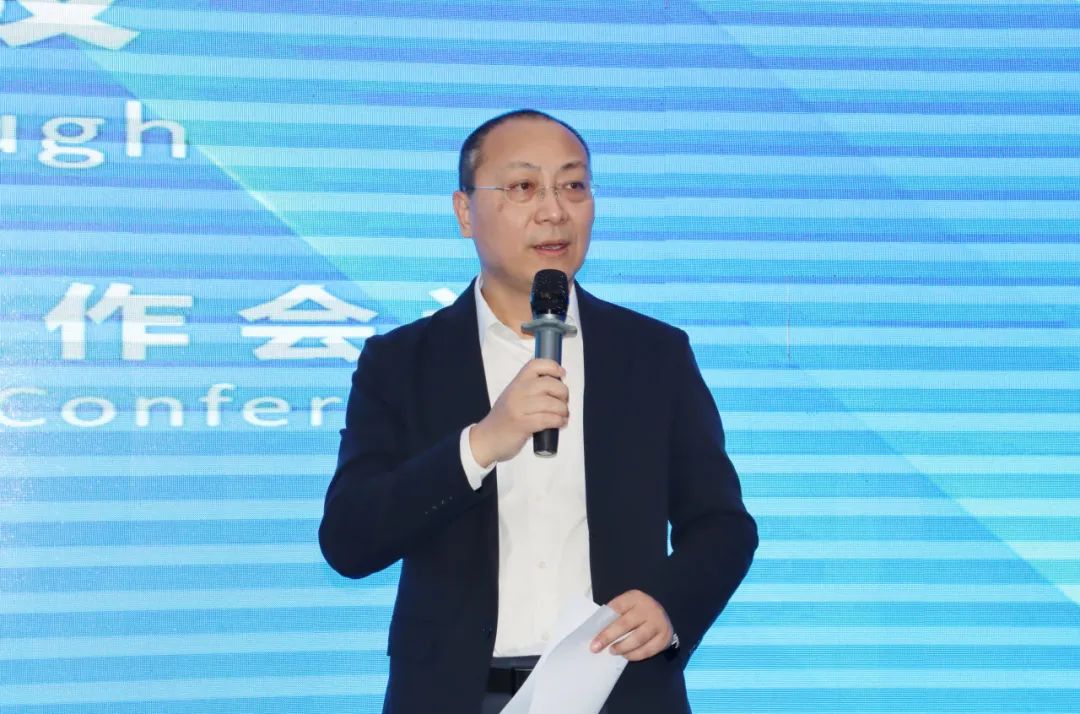 1706755592485780.jpg 开云官方网页版-开云online(中国)
开云官方网页版-开云online(中国)召开2024年工作会议17.jpg