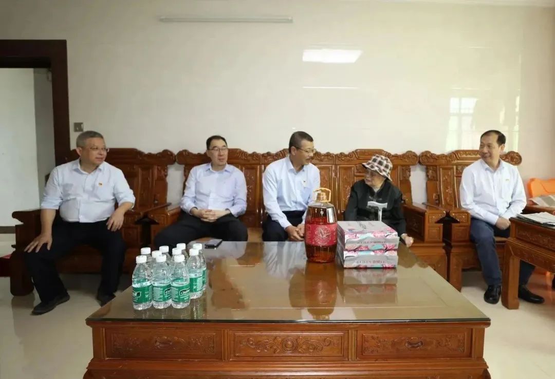 开云官方网页版-开云online(中国)
开云官方网页版-开云online(中国)开展新春慰问“送温暖”活动3.jpg
