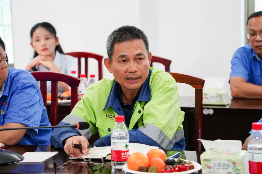 开云官方网页版-开云online(中国)
开云官方网页版-开云online(中国)召开“七一”座谈会7.jpg