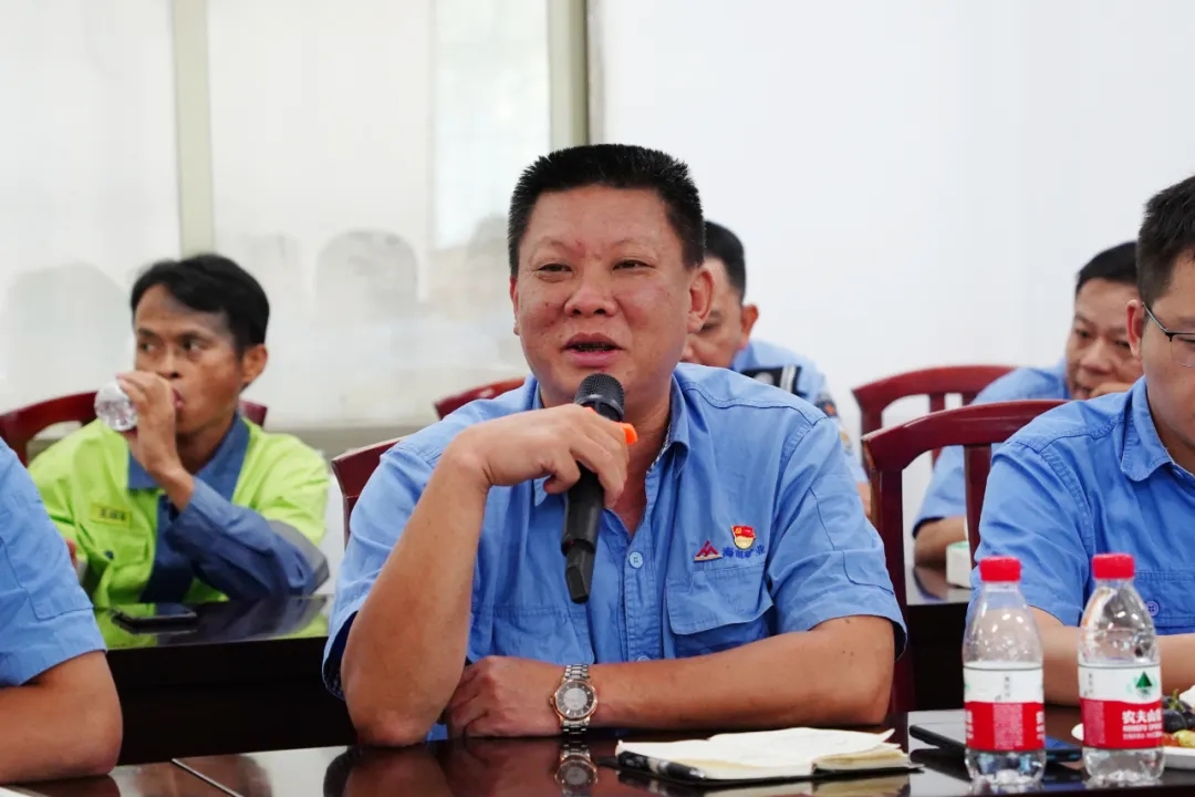 开云官方网页版-开云online(中国)
开云官方网页版-开云online(中国)召开“七一”座谈会12.jpg