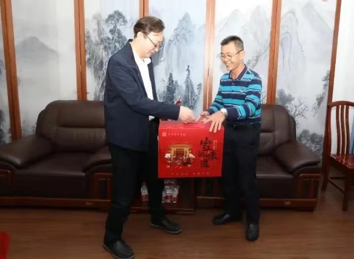 开云官方网页版-开云online(中国)
省总工会到开云官方网页版-开云online(中国)
开云官方网页版-开云online(中国)开展新春慰问