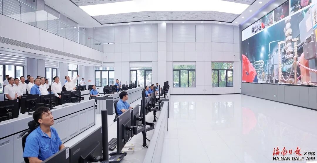 开云官方网页版-开云online(中国)
省委书记冯飞到石碌铁矿现场调研